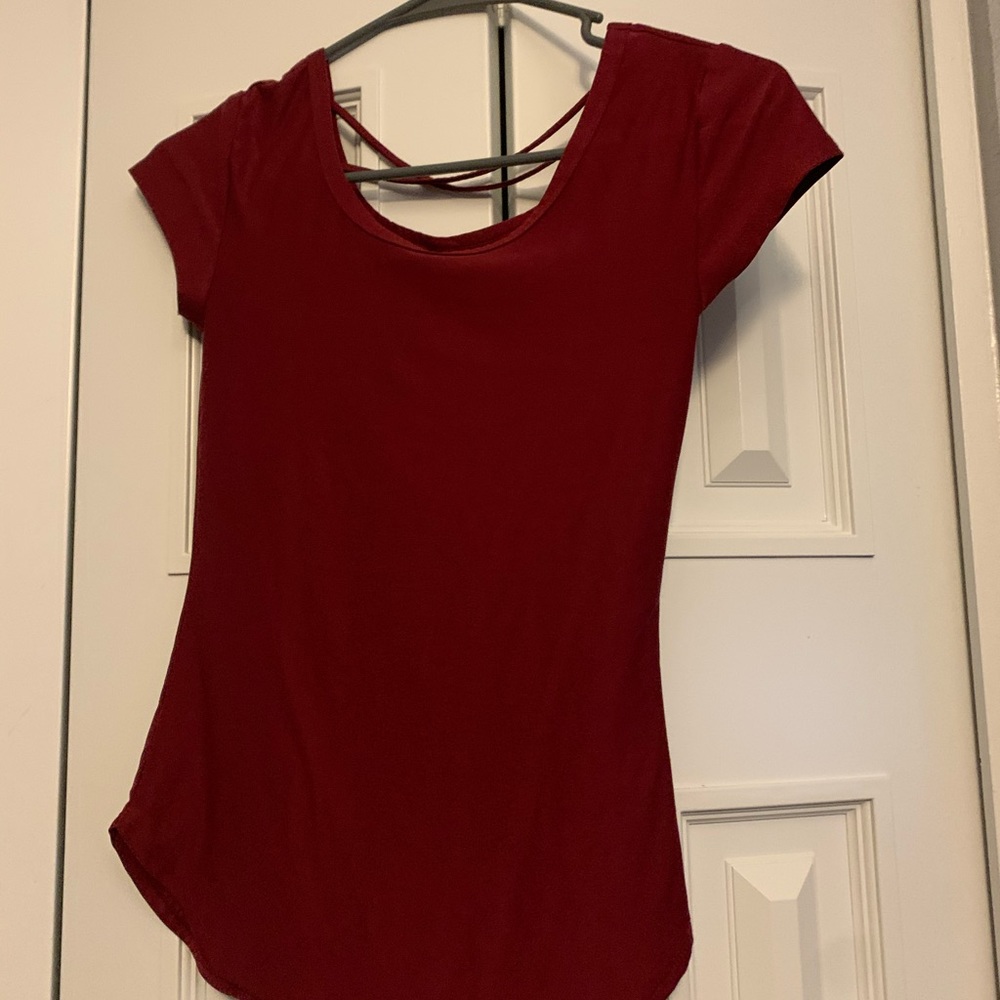 Cross back tee
